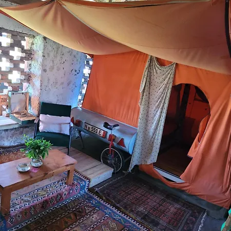 Nomads Glamp * Bled