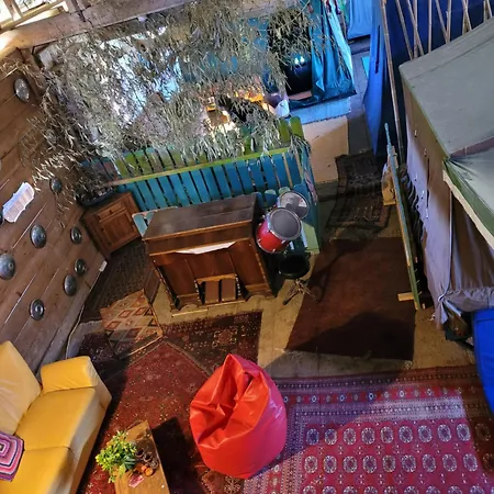 Hostel Nomads Glamp *