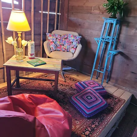 Nomads Glamp Hostel