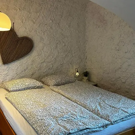 Nomads Glamp Hostel