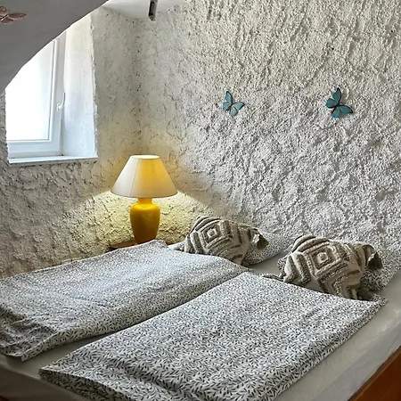 Hostel Nomads Glamp Bled